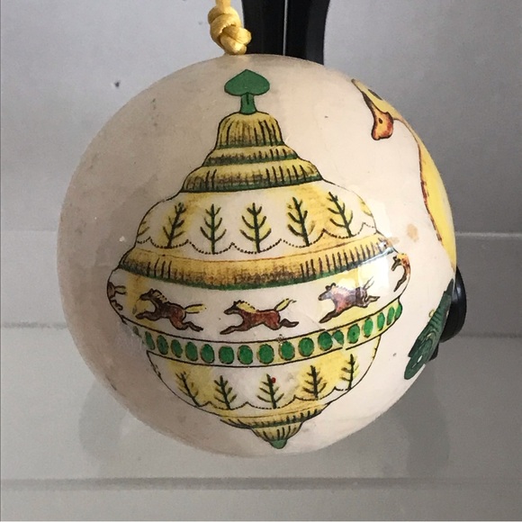 Paper Mache 1979 Memory Balls Christmas Jumbo Ornament By Decorna Inc. - Vintage - Picture 2 of 9